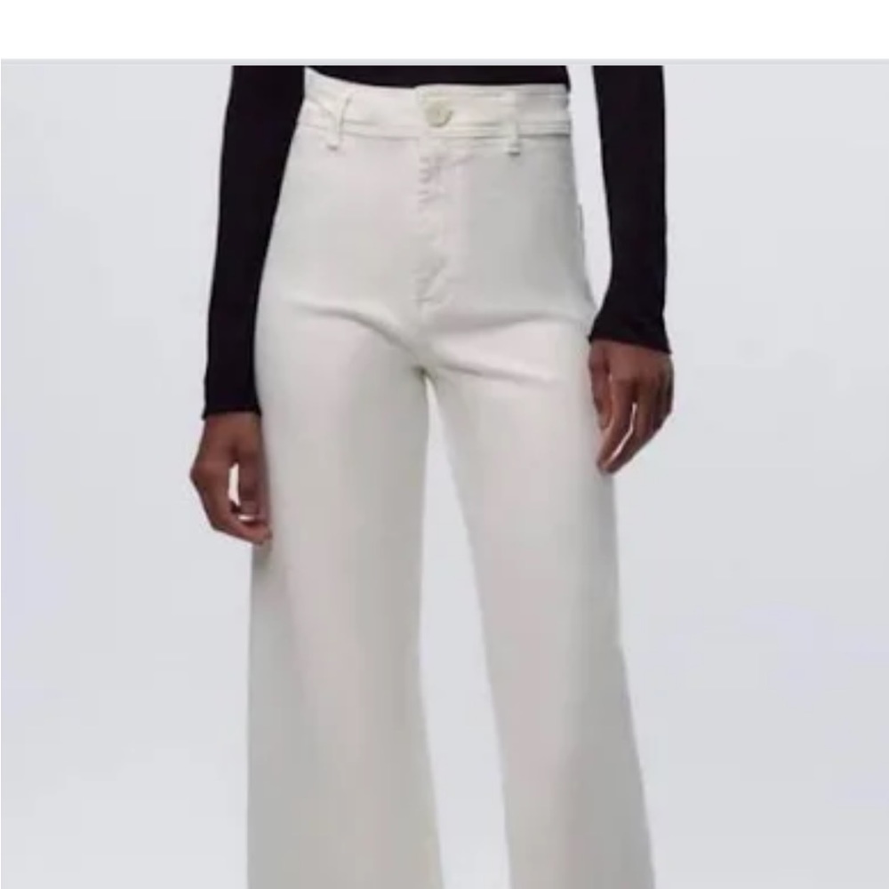 ZARA WHITE JEANS